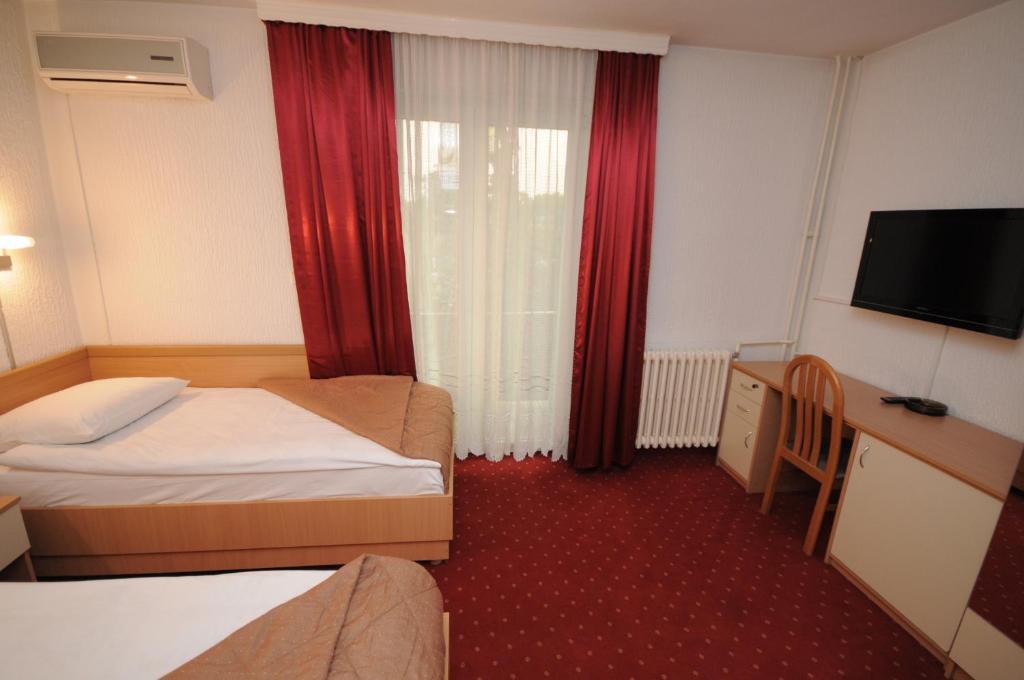 Golden Card Motel Banja Luka Værelse billede