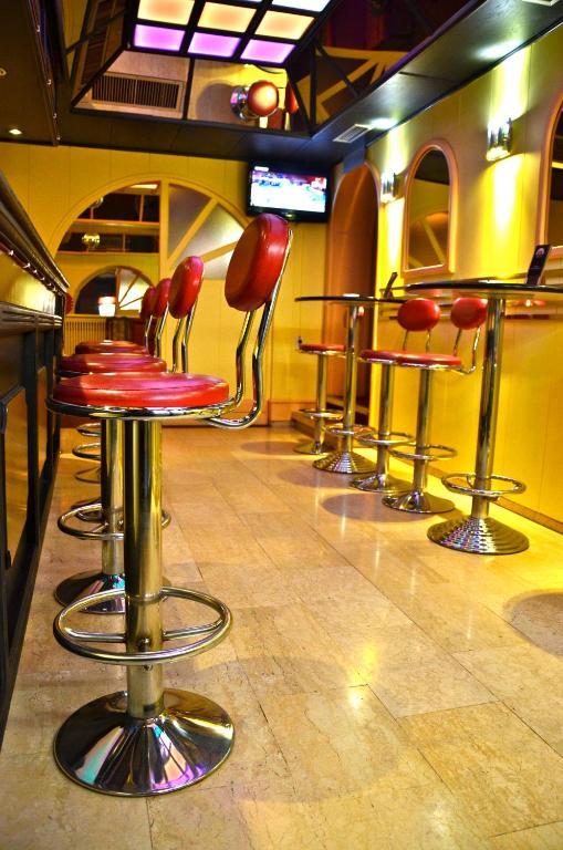 Golden Card Motel Banja Luka Eksteriør billede